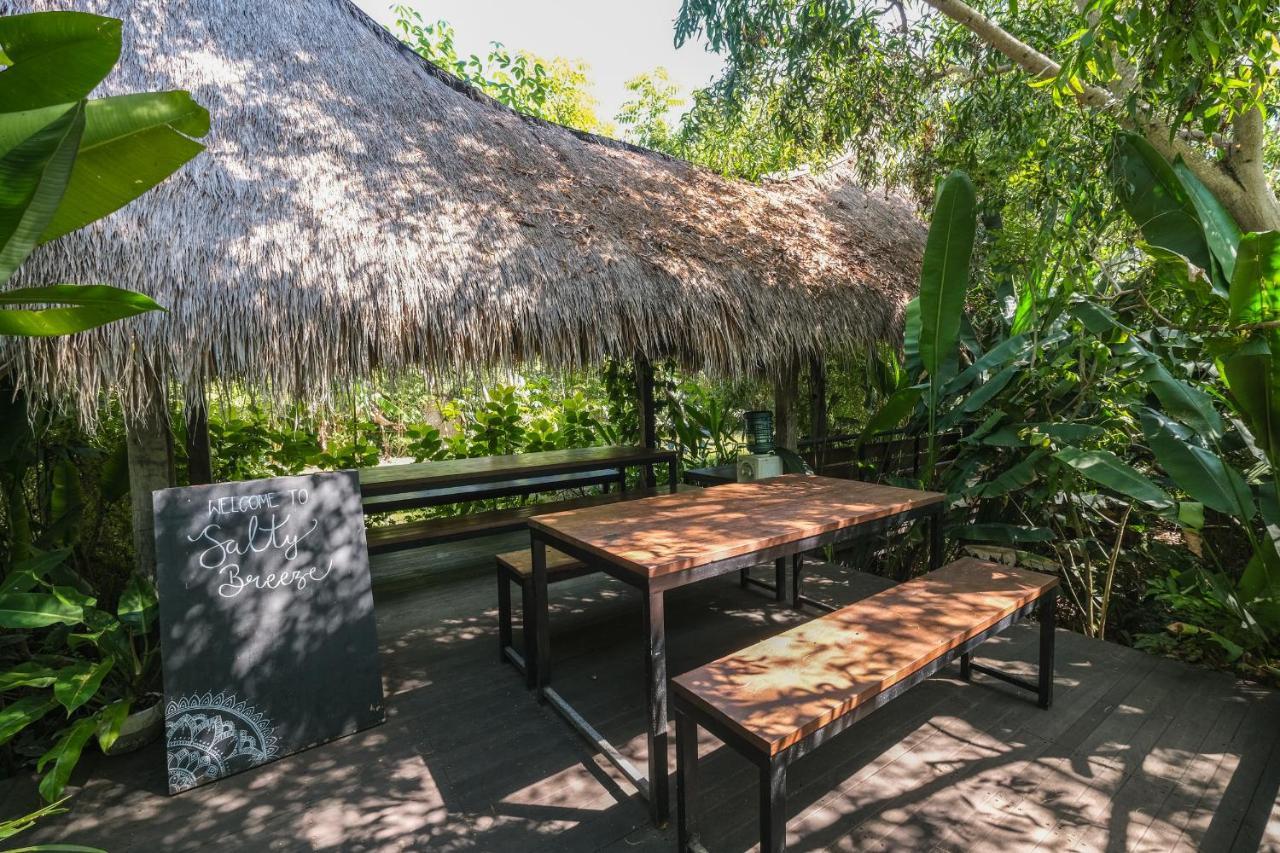 Salty Breeze Bali Hotel Ungasan  Bagian luar foto