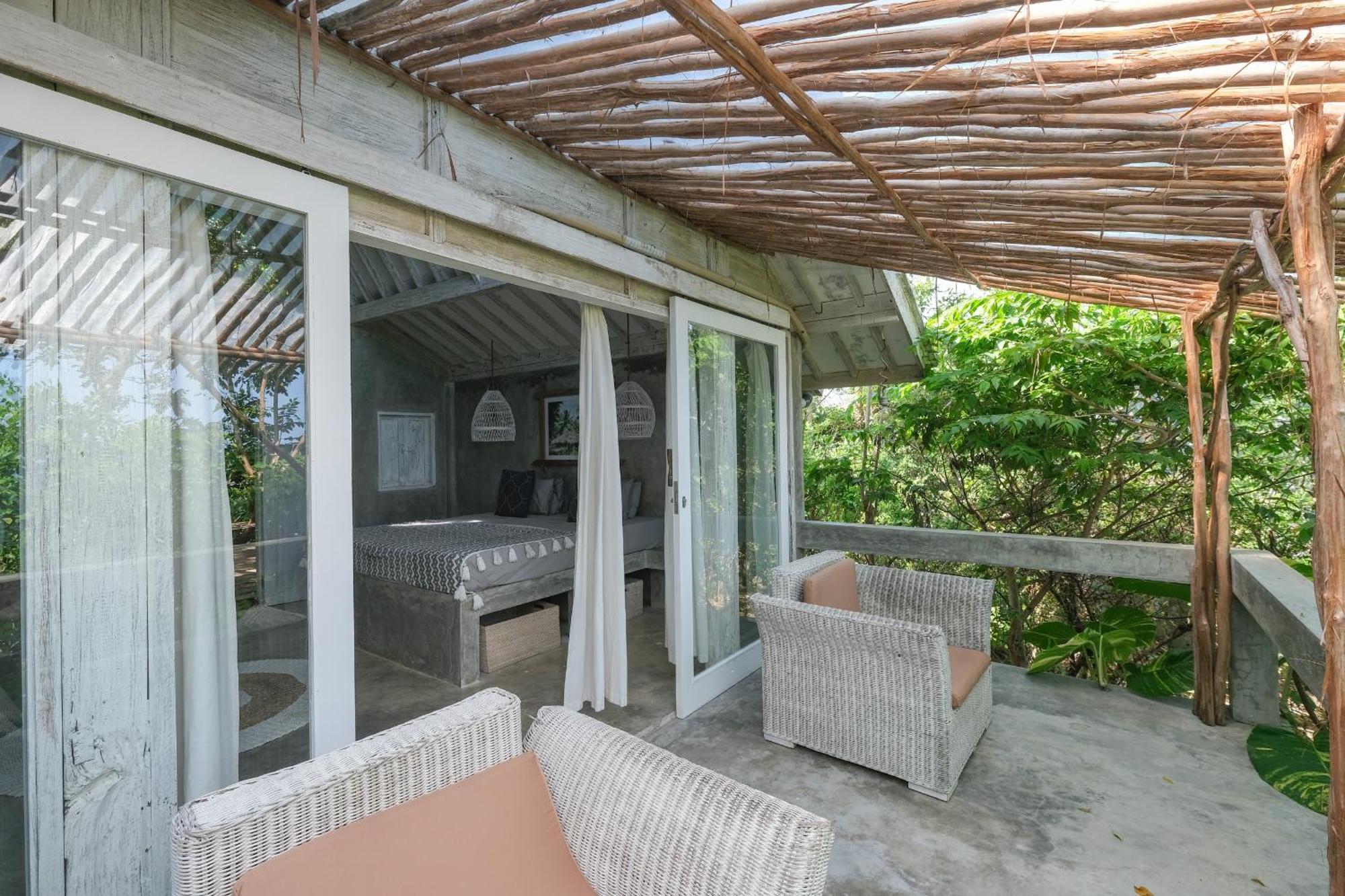 Salty Breeze Bali Hotel Ungasan  Ruang foto